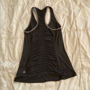 Grey Lululemon lightweight workout top